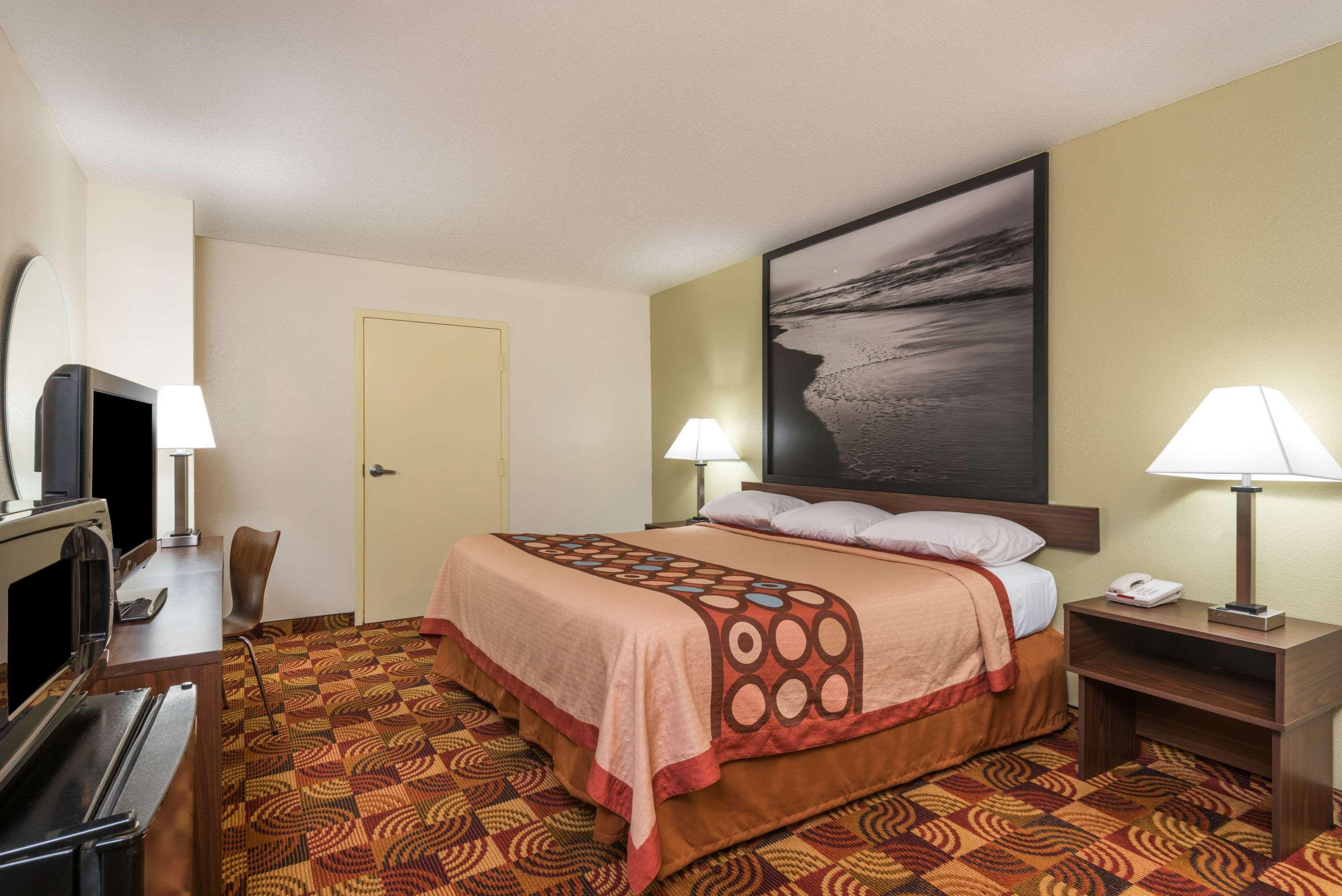 Super 8 By Wyndham Fayetteville Exterior foto