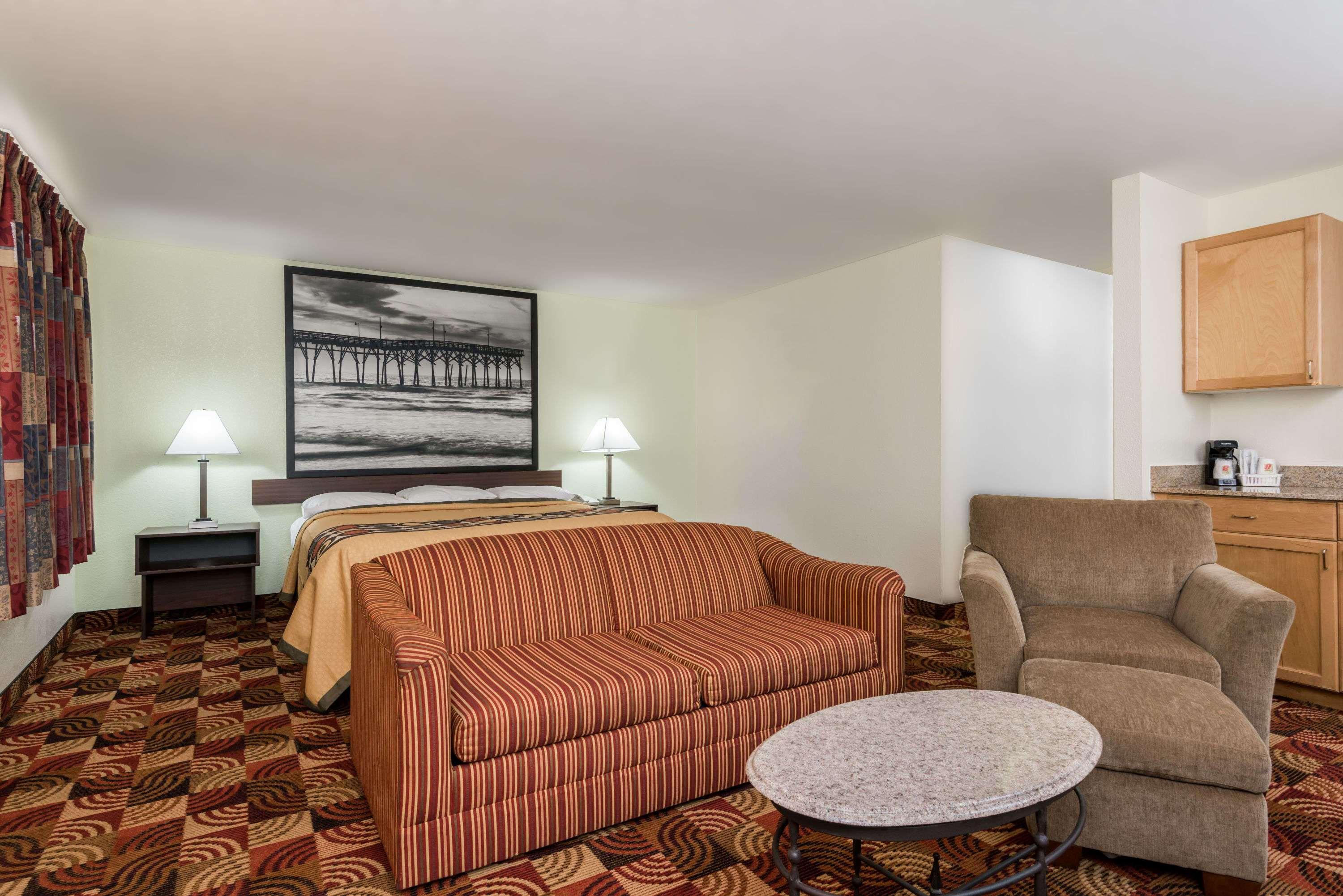 Super 8 By Wyndham Fayetteville Exterior foto