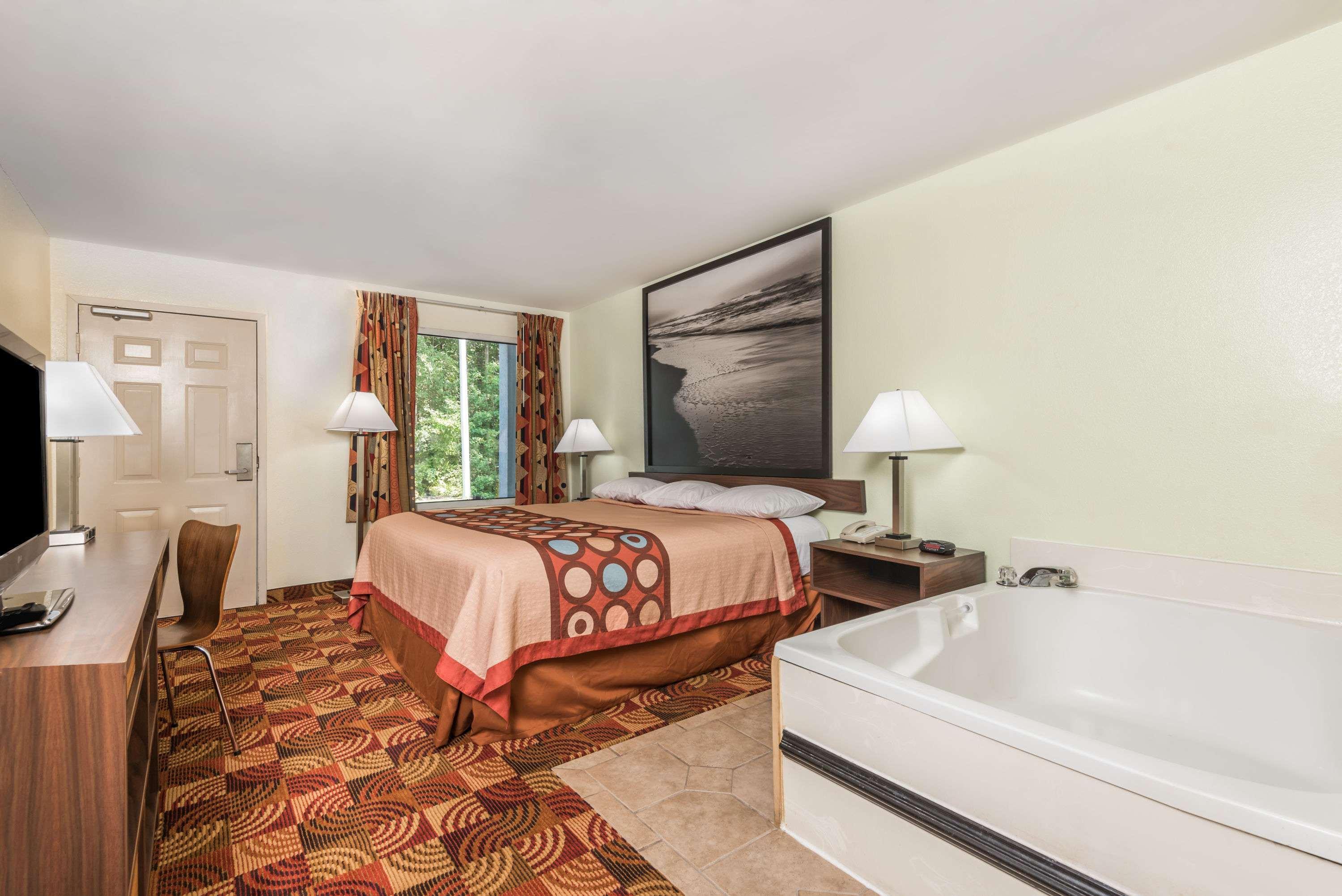 Super 8 By Wyndham Fayetteville Exterior foto