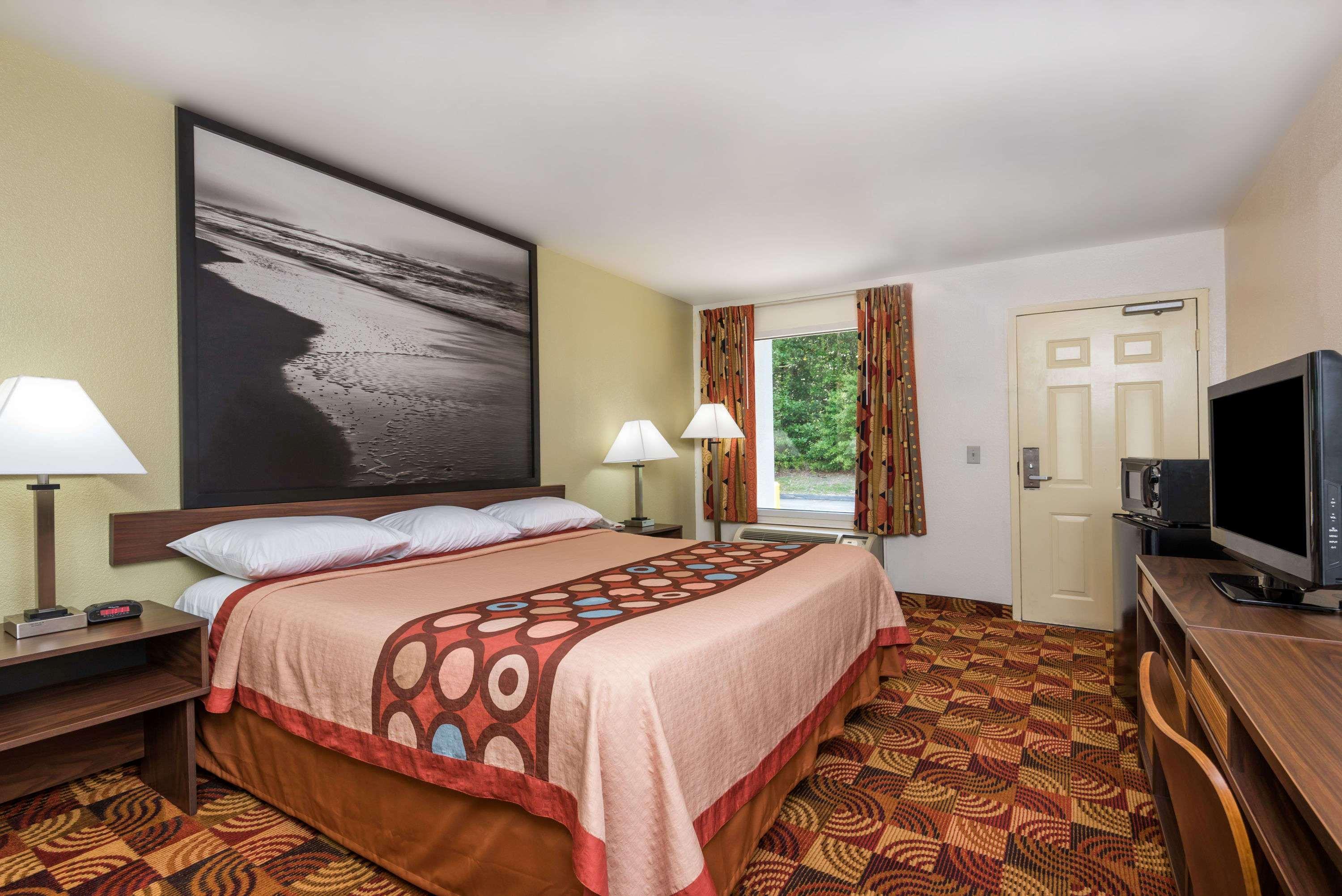 Super 8 By Wyndham Fayetteville Exterior foto